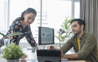 Maksimalkan Bisnis Anda dengan 8 Fitur Utama Accurate Online